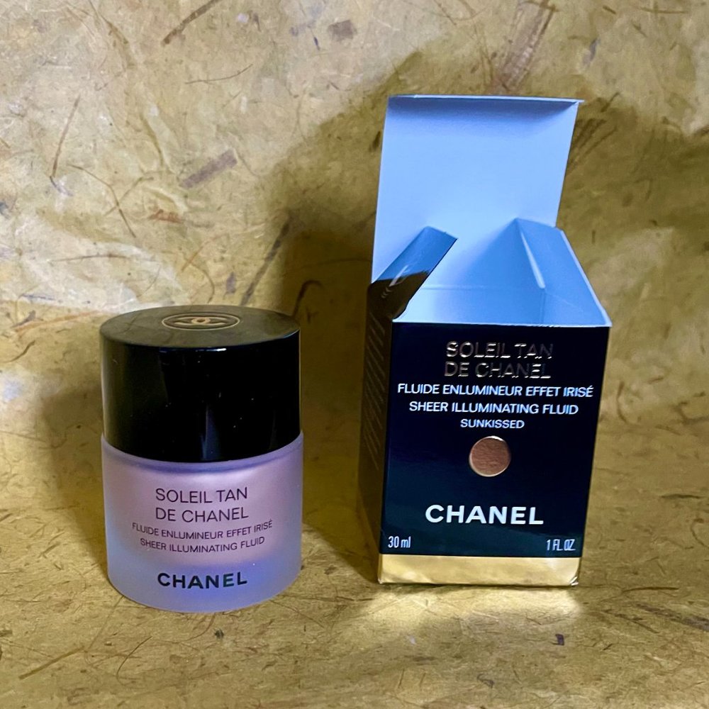 Soleil Tan de Chanel sheer illuminating liquid - Sunkissed